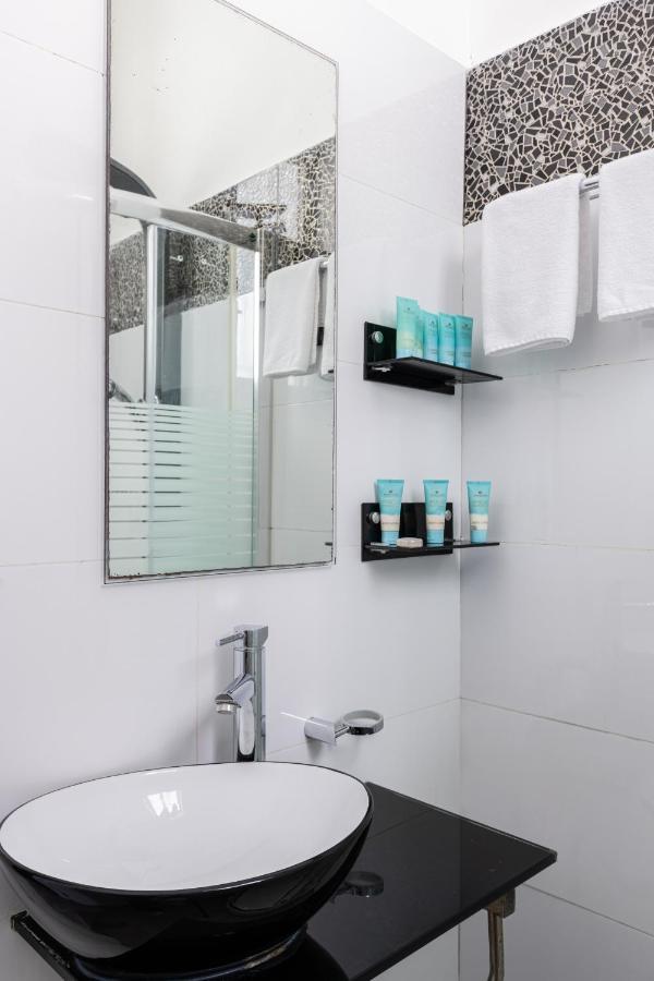 Residence Suites By Raphael Hotels Tel Aviv Eksteriør bilde